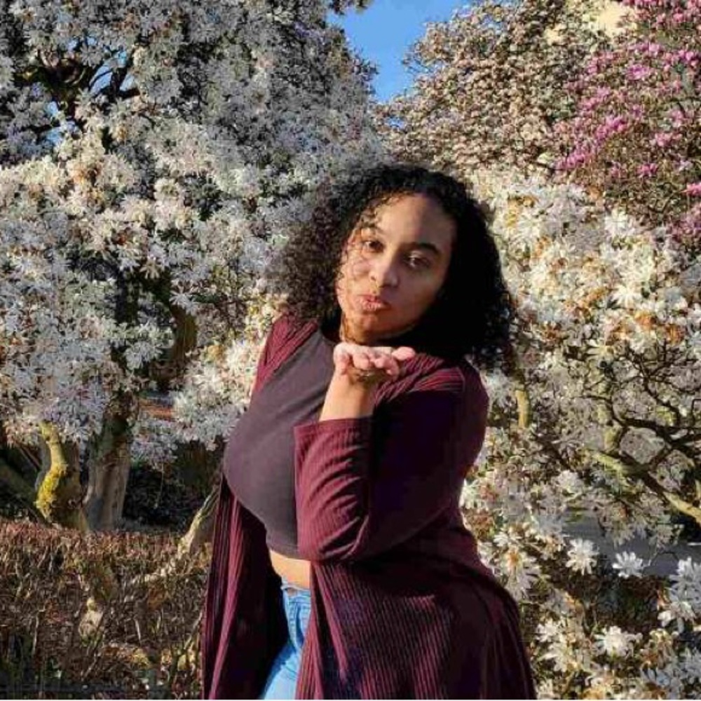 Meet your Posher, Nicole